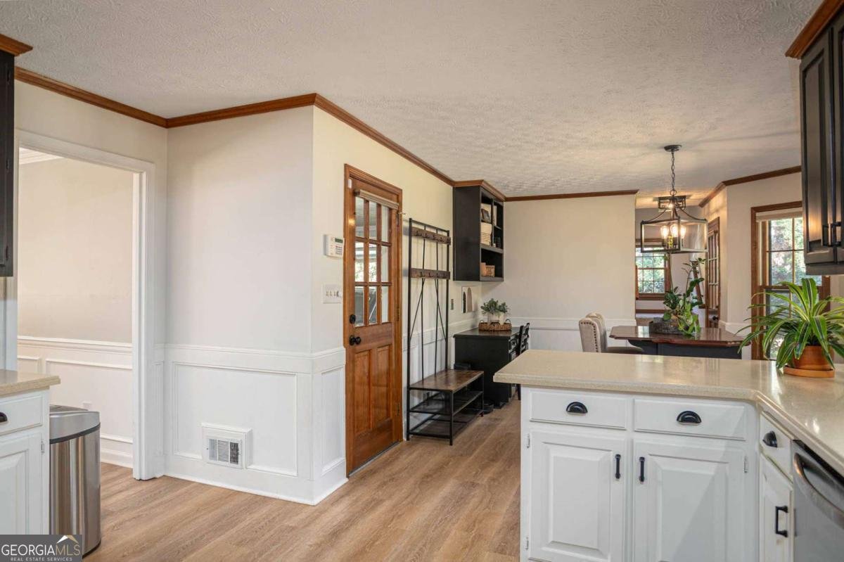 393 Westminister Lane Lilburn - 17