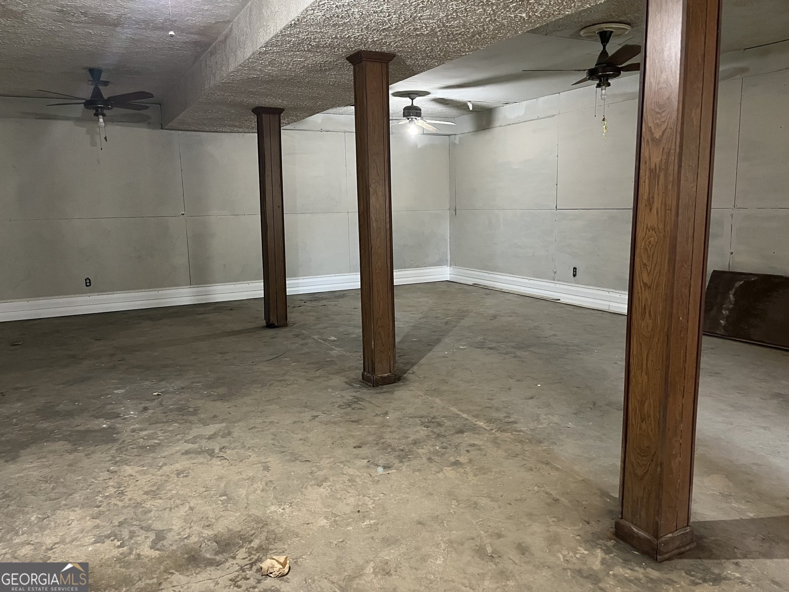3187 Stratford Drive Macon - 44