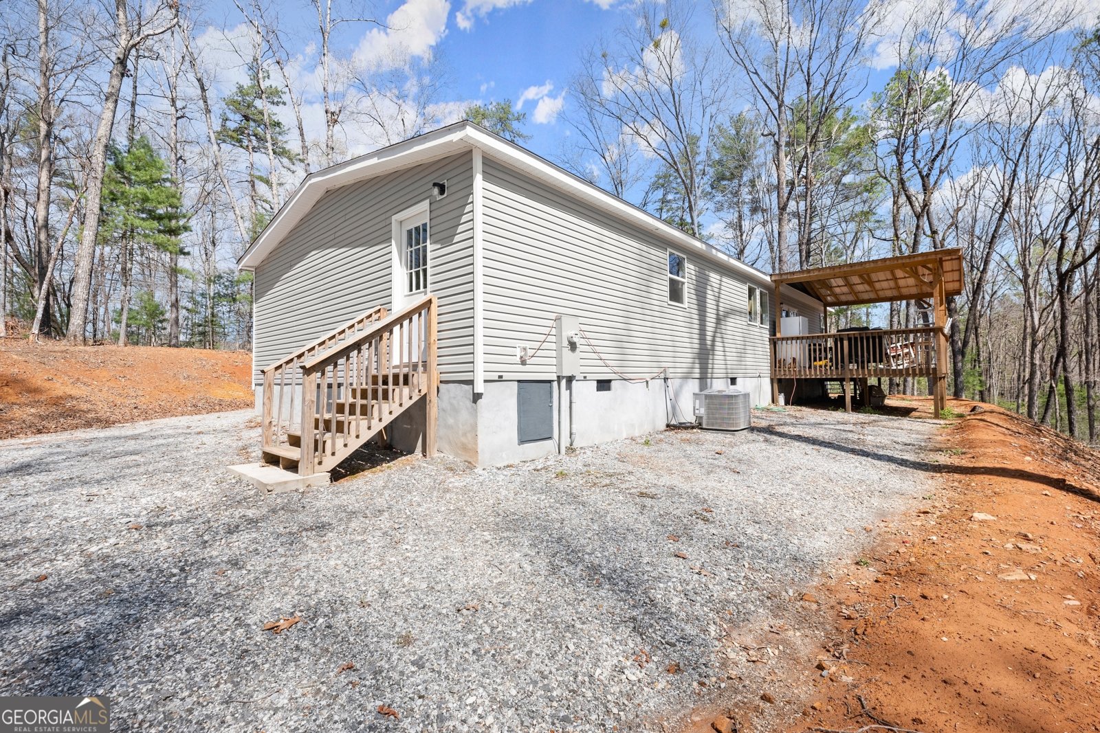220 Old Kelly Ridge Road Clarkesville - 23