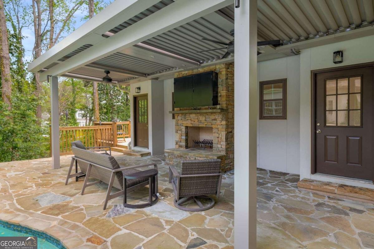 302 Rolling Rock Road Marietta - 17