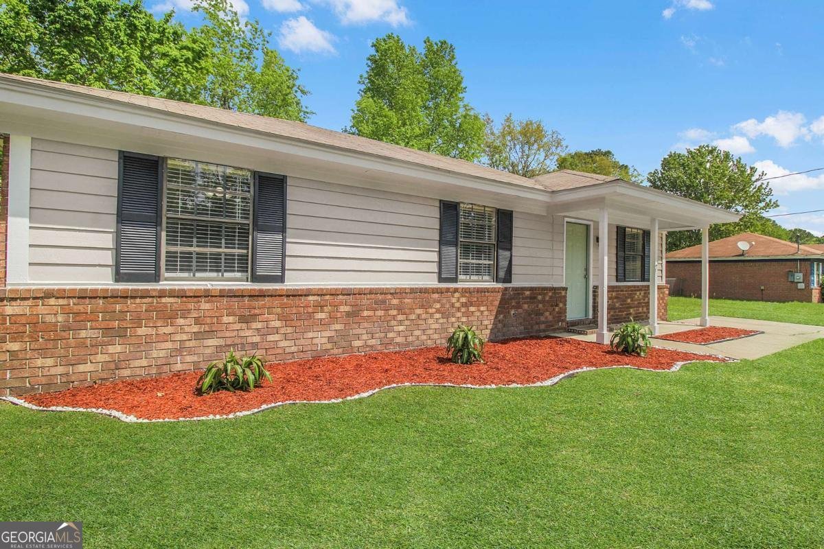 197 Sequoia Circle Hinesville - 1