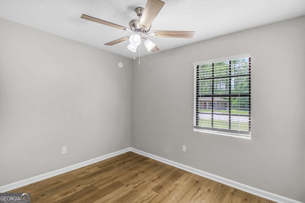 197 Sequoia Circle Hinesville - 13
