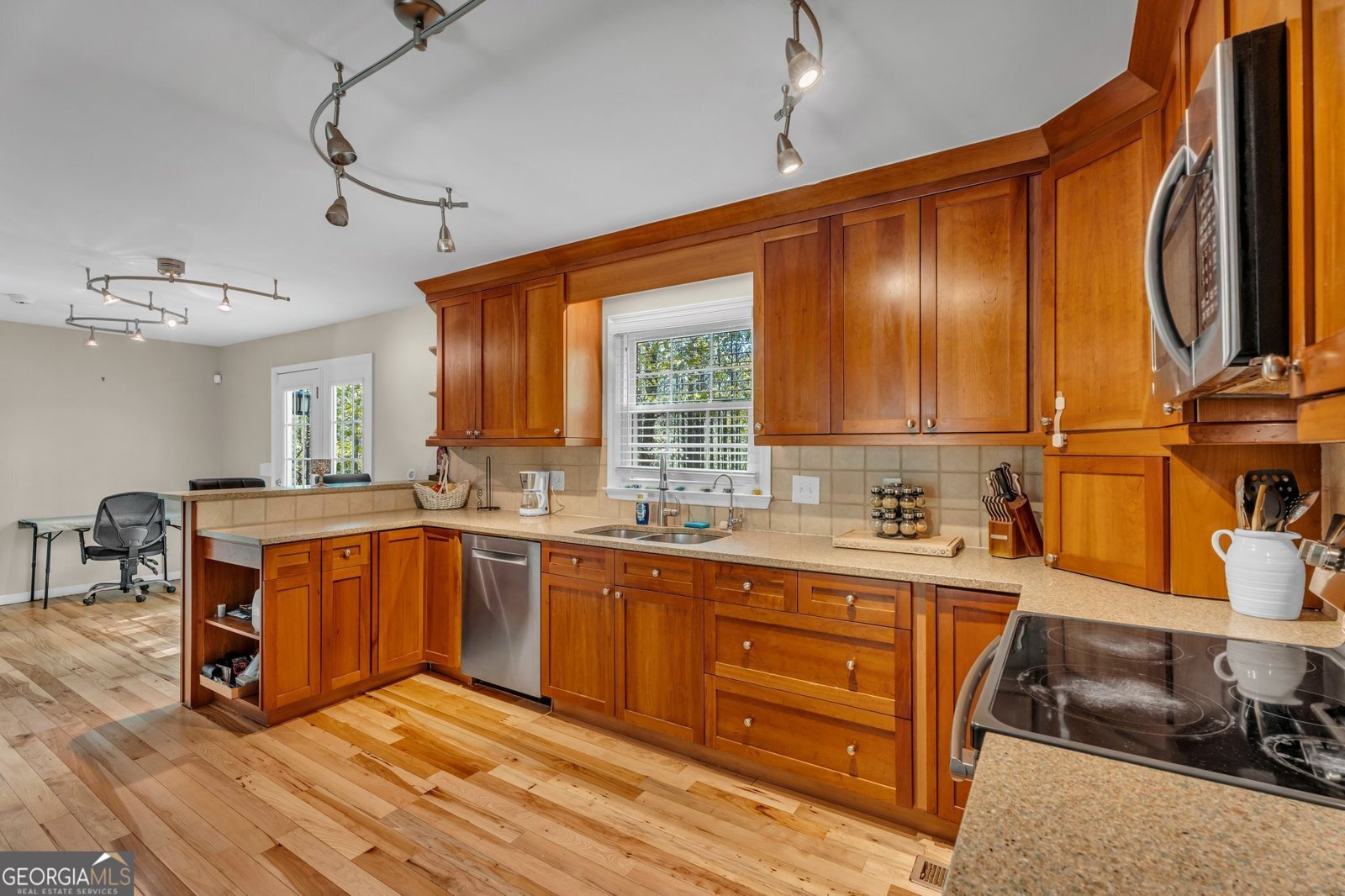 4336 YANCEY Road Douglasville - 23