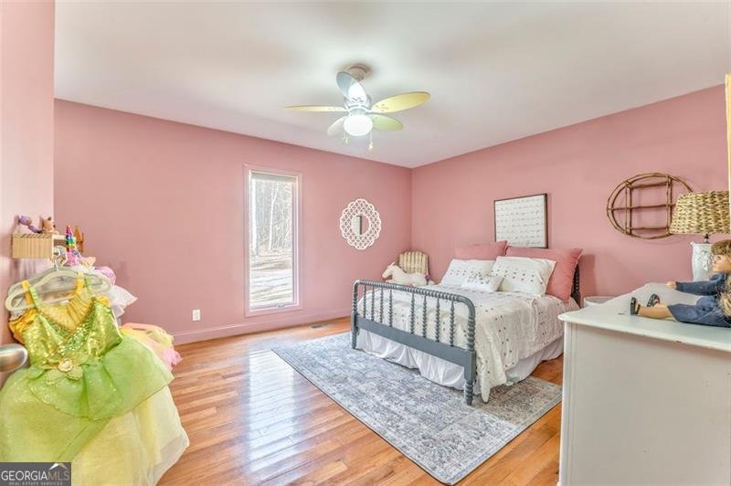 381 Moonlight Menlo - 19