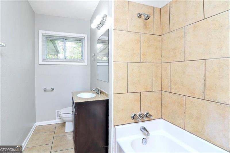 3711 DAISY Drive Decatur - 17