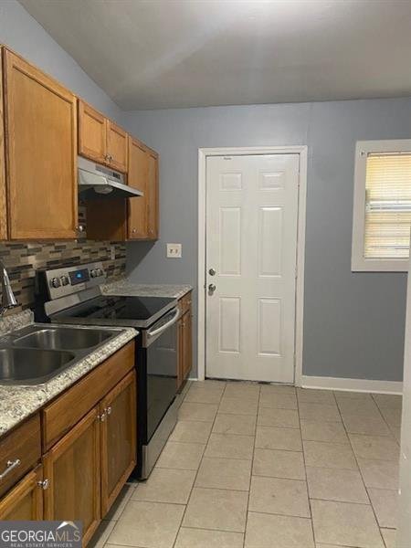 693 Dill Avenue Atlanta - 6