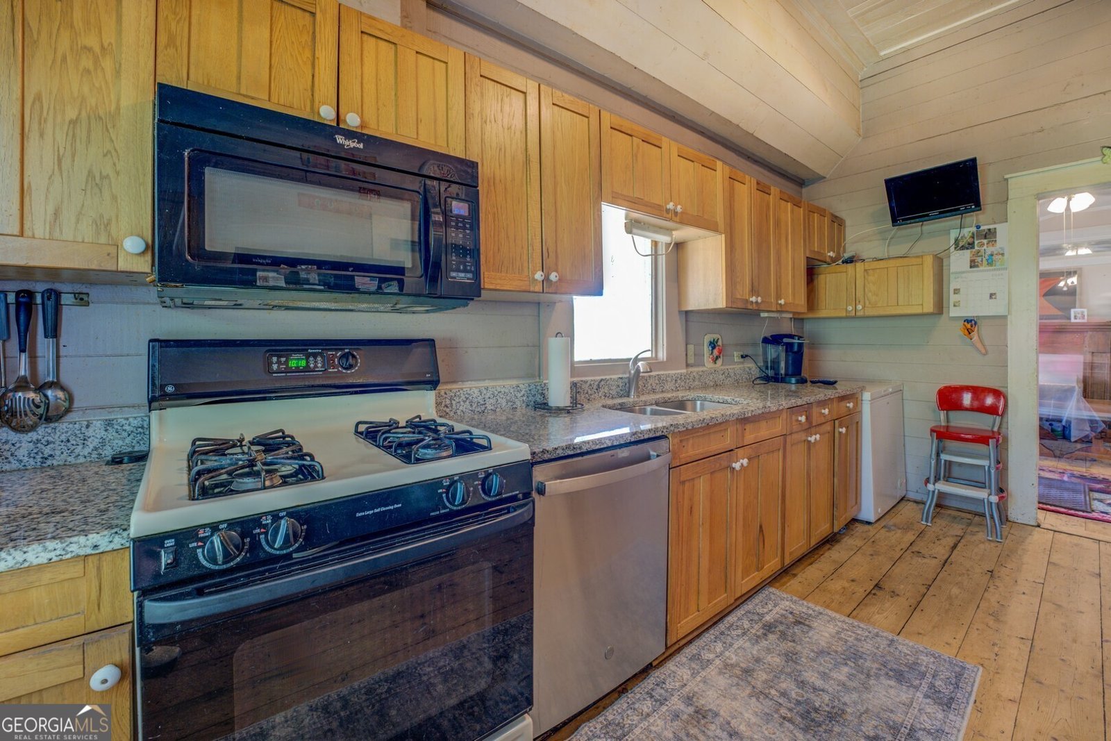 3011 Broughton Road Newborn - 22