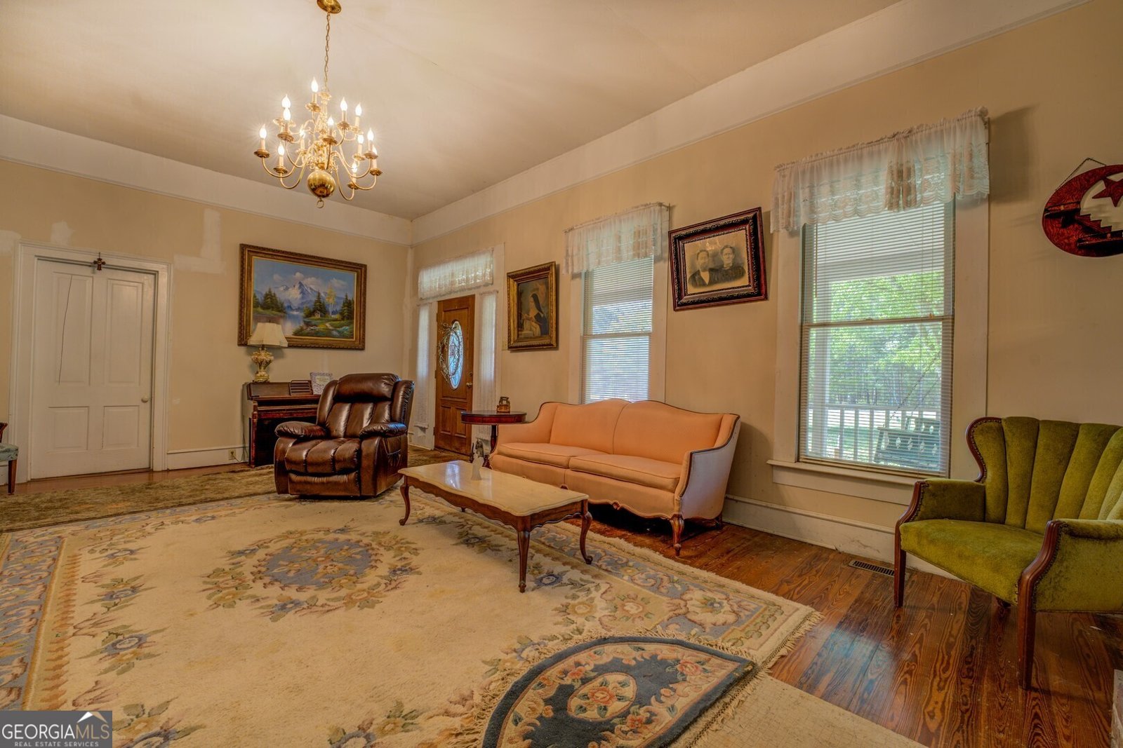 3011 Broughton Road Newborn - 31