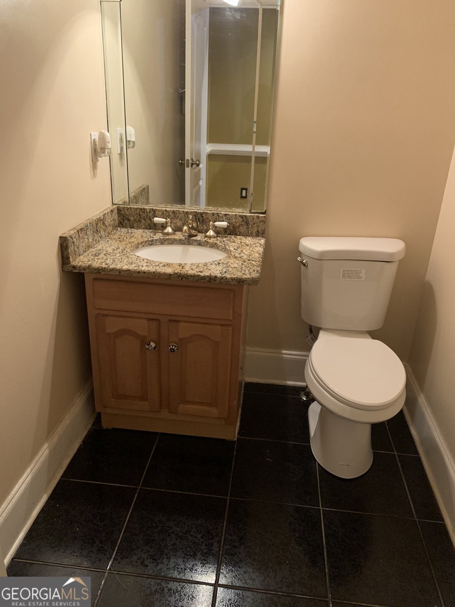 6279 Giles Road Lithonia - 22