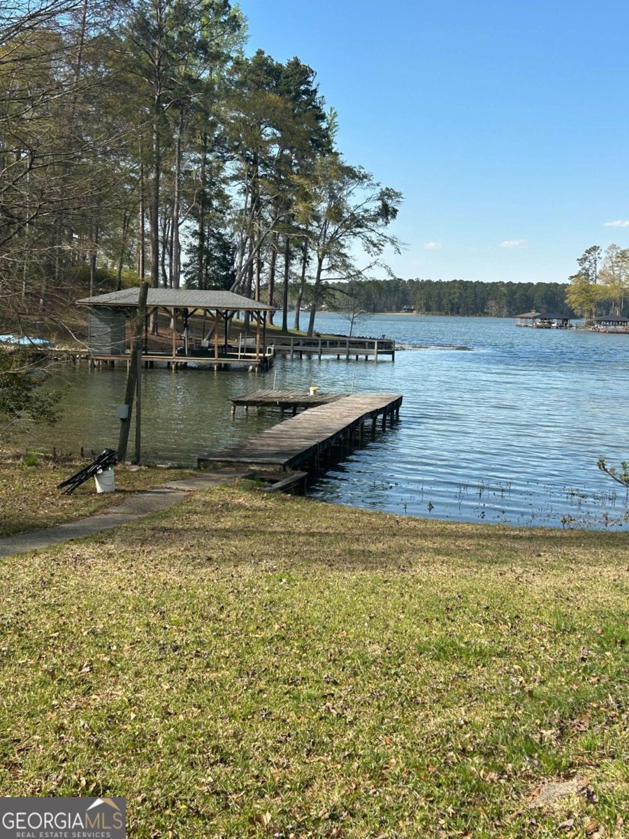 235 Lakeview Drive Milledgeville - 18