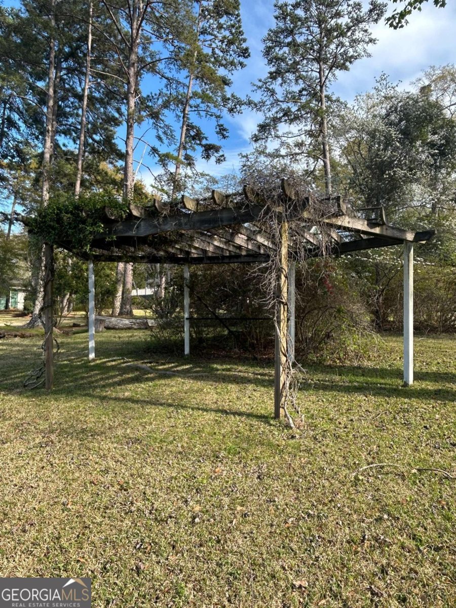 235 Lakeview Drive Milledgeville - 22