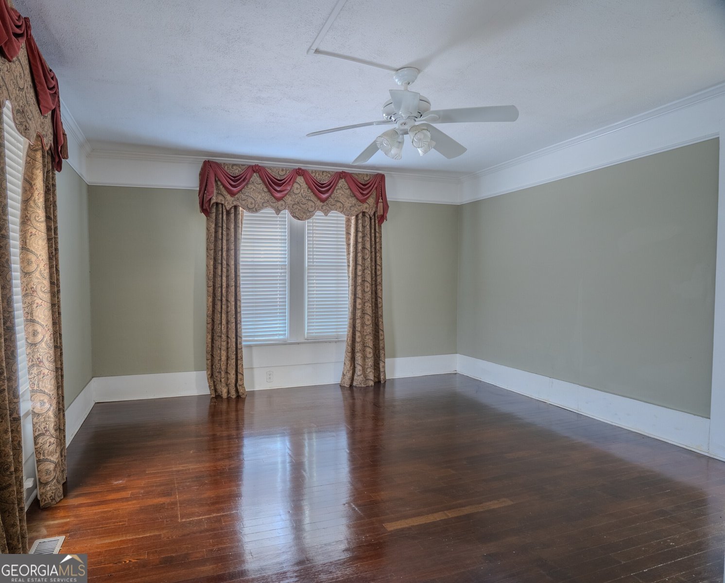 300 Church Street Rockmart - 33