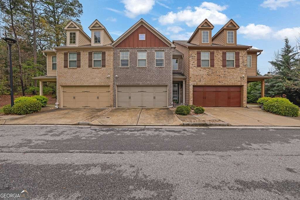 587 Jody Place Lilburn - 1