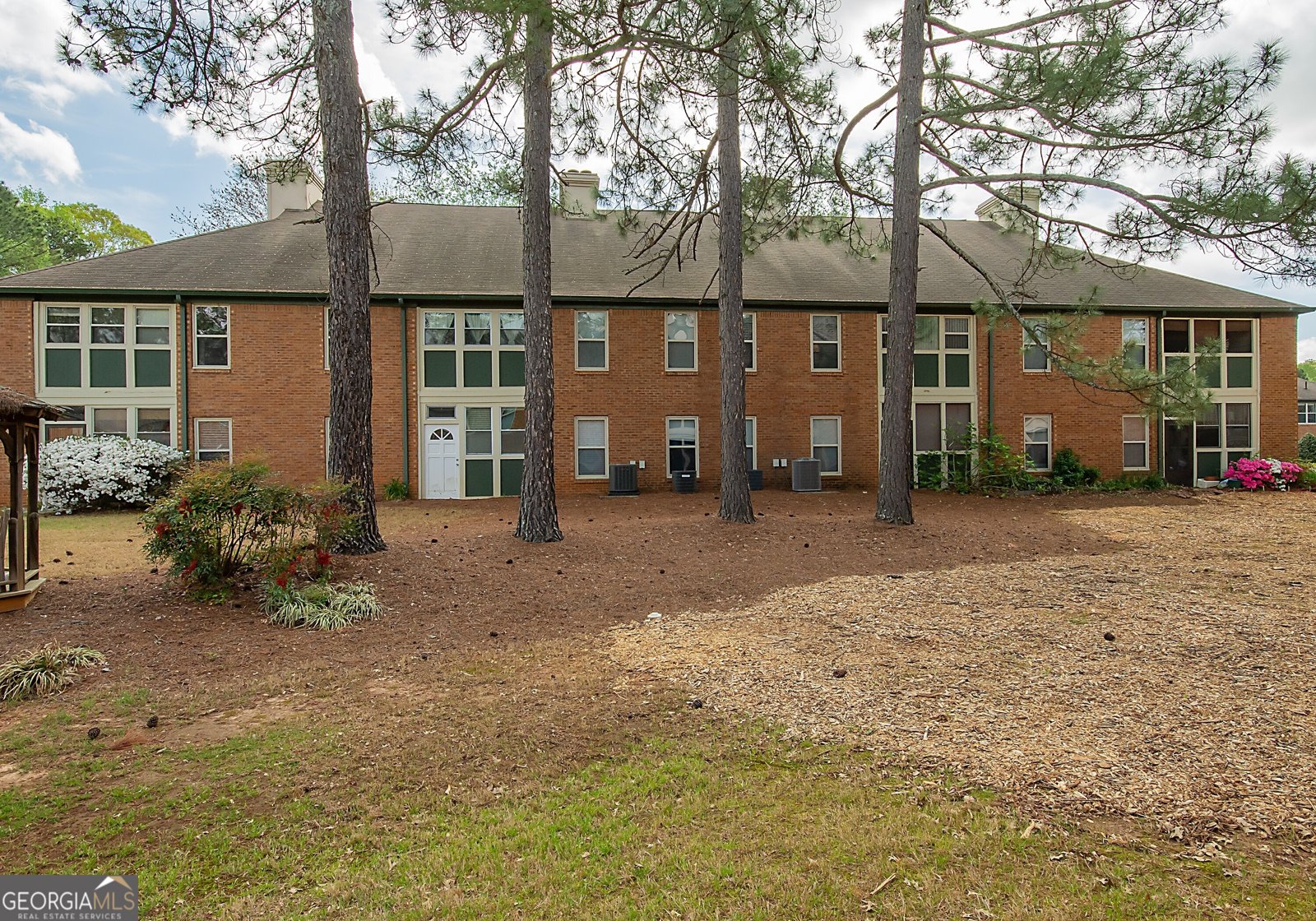 310 Brittany Court Duluth - 3