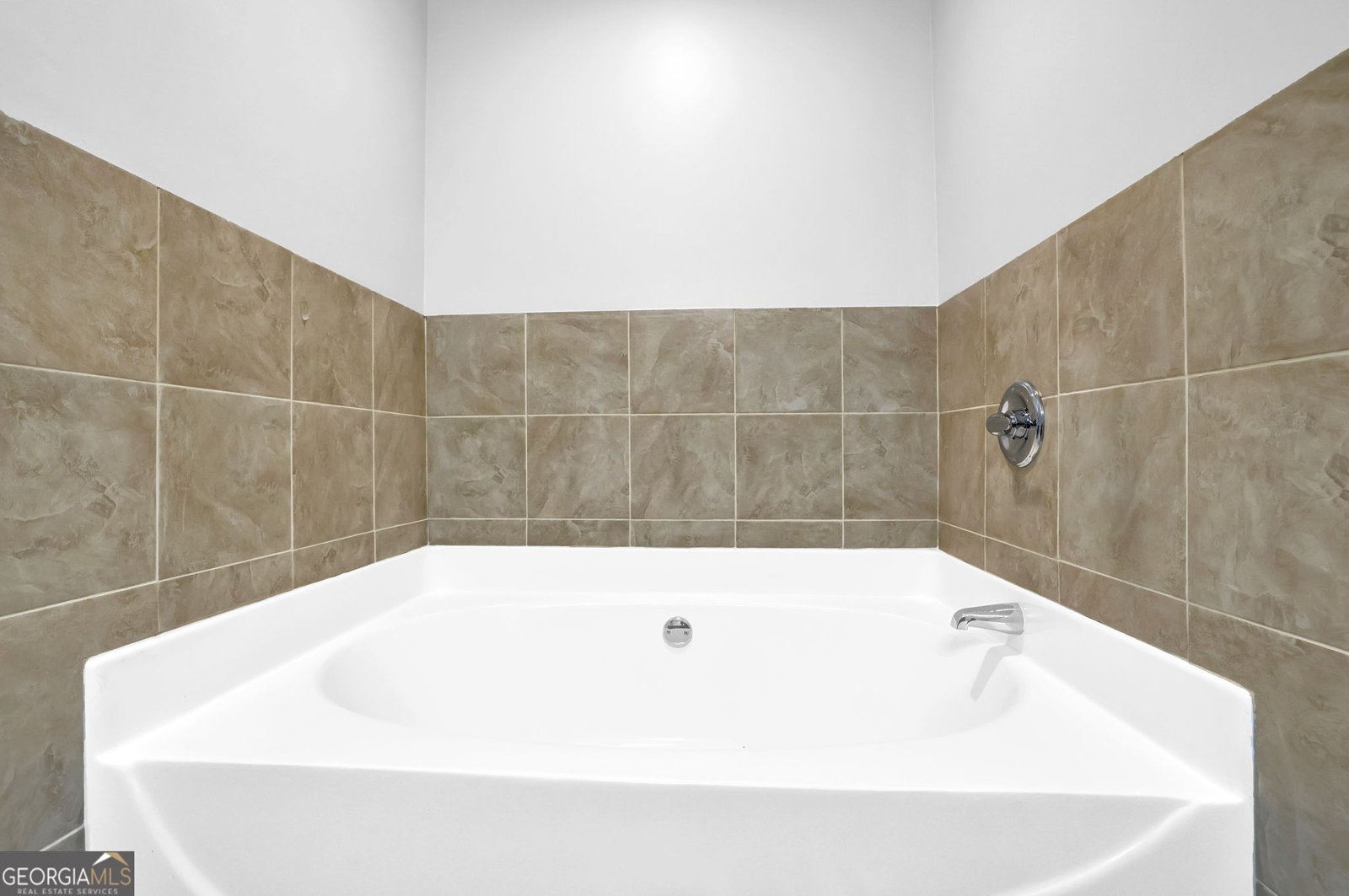 6330 ELMSHORN Way Alpharetta - 28