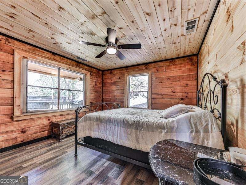 1166 Upper Sweetwater Trail White - 16