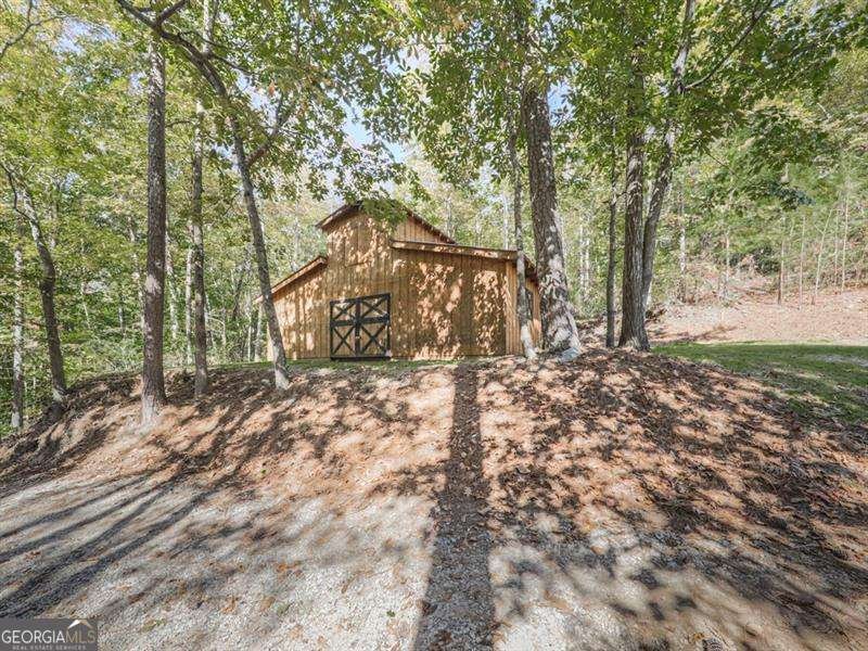 1166 Upper Sweetwater Trail White - 20