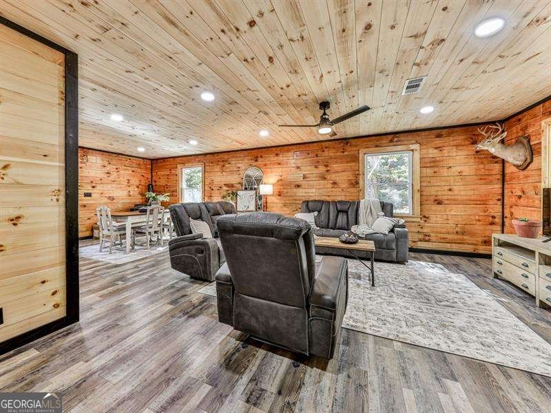 1166 Upper Sweetwater Trail White - 4