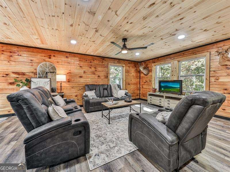 1166 Upper Sweetwater Trail White - 5