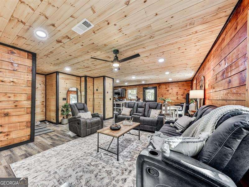1166 Upper Sweetwater Trail White - 7