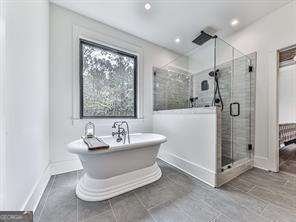 1170 Upper Sweetwater Trail White - 18