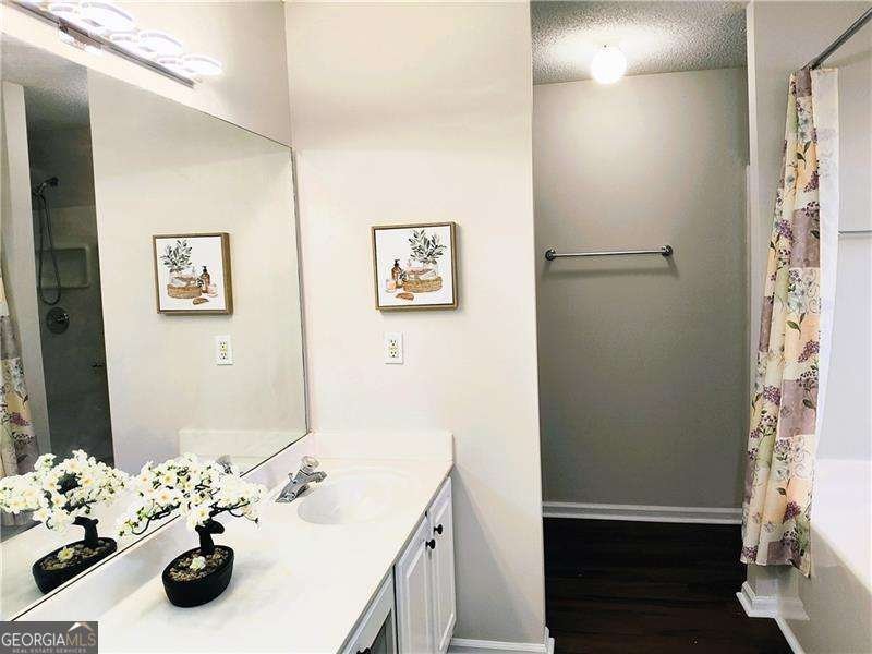 1715 Crestwell Lane Grayson - 43
