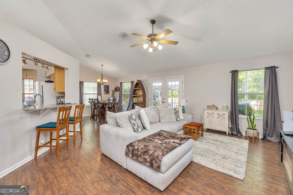 205 Millcreek Drive St. Marys - 12