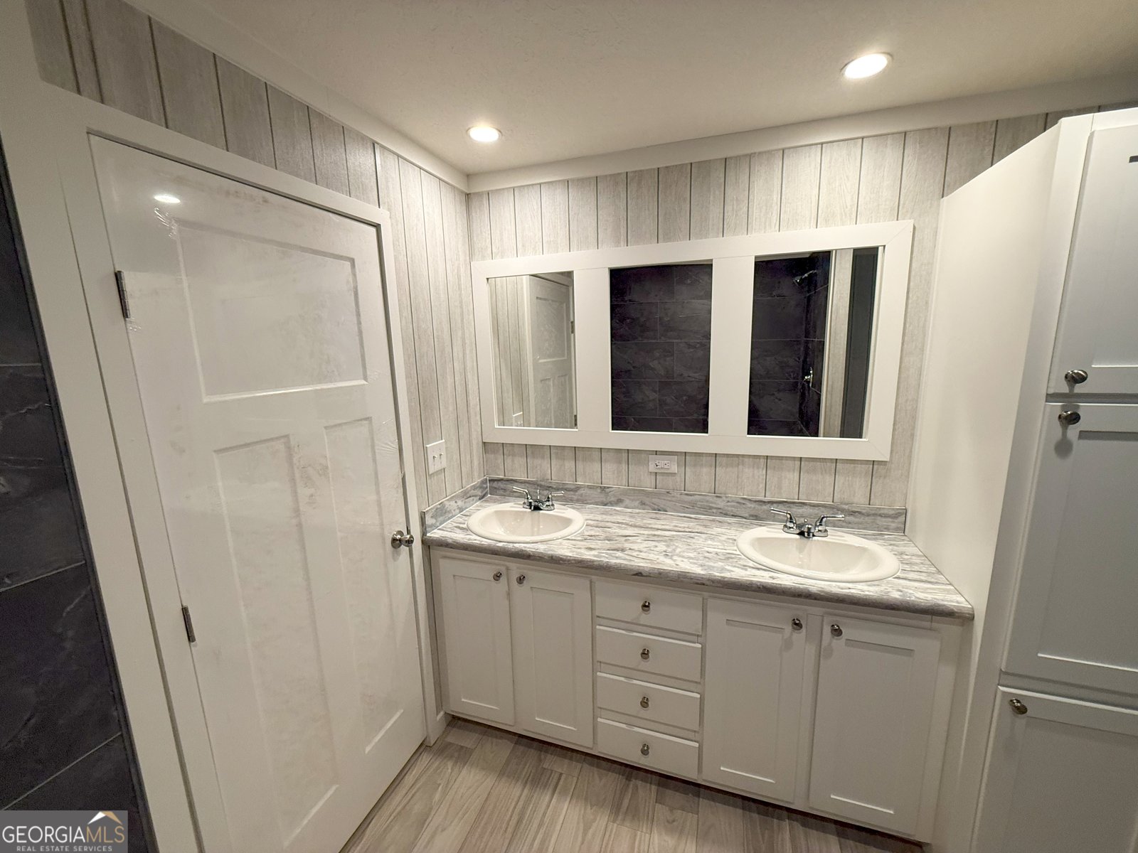 2126 Amberly Road Elberton - 57