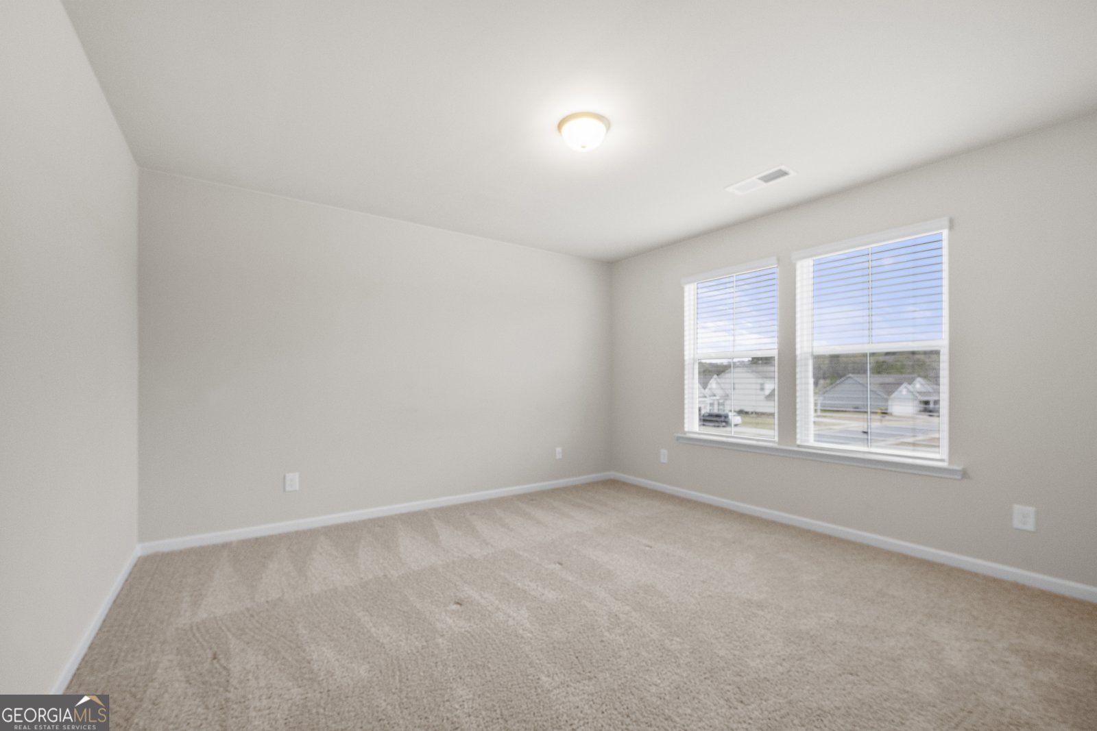 243 PRESIDENTS Way Forsyth - 25