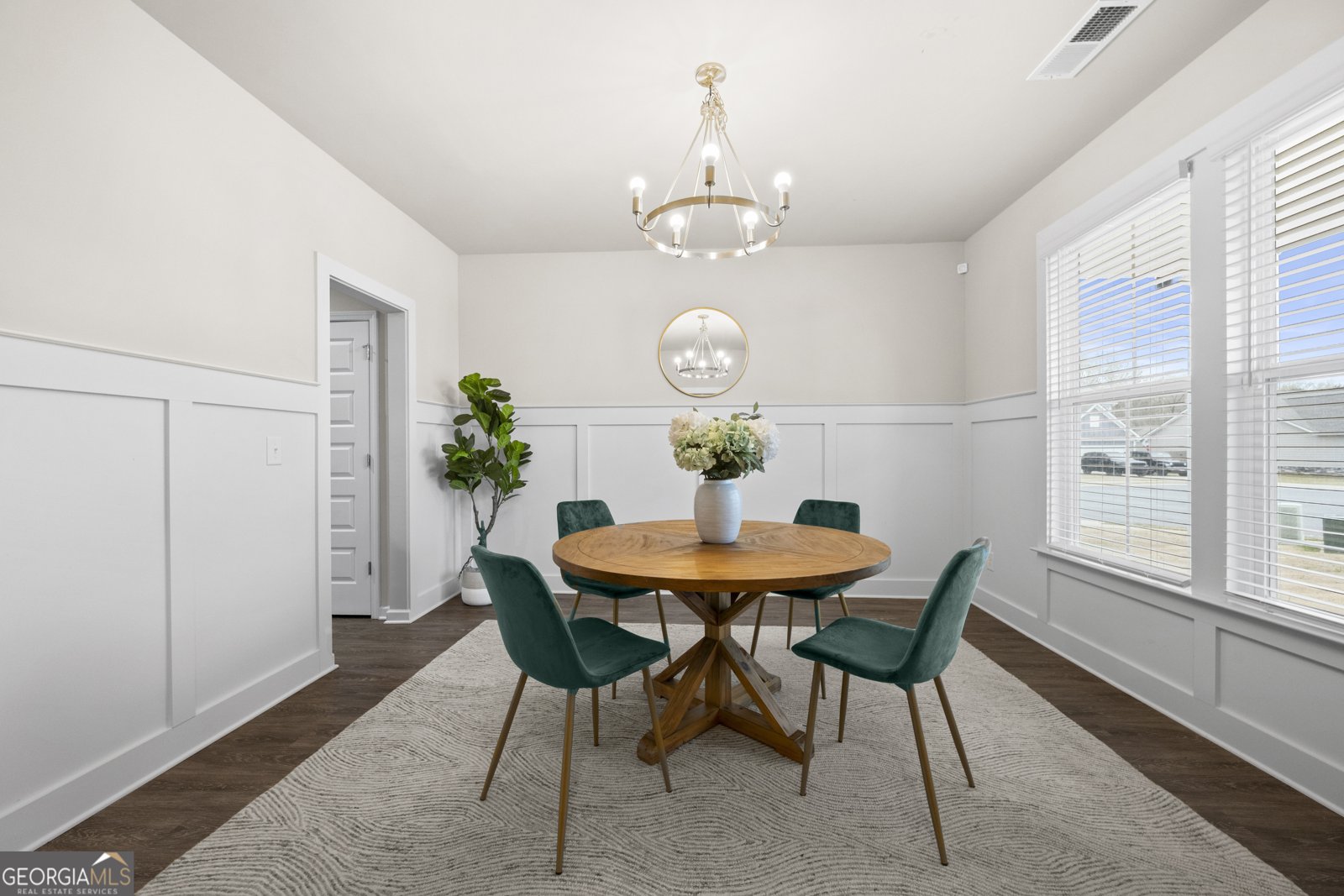 243 PRESIDENTS Way Forsyth - 9