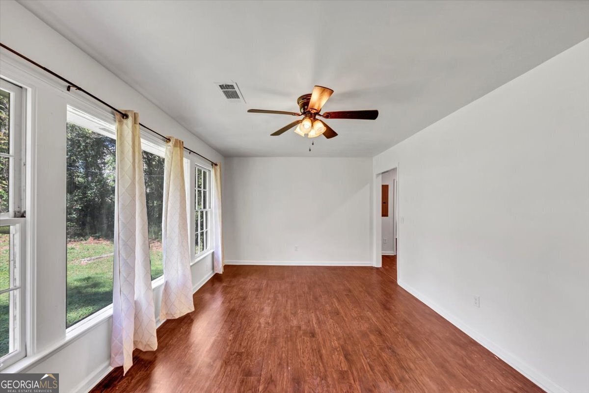 856 Glenway Drive East Point - 7