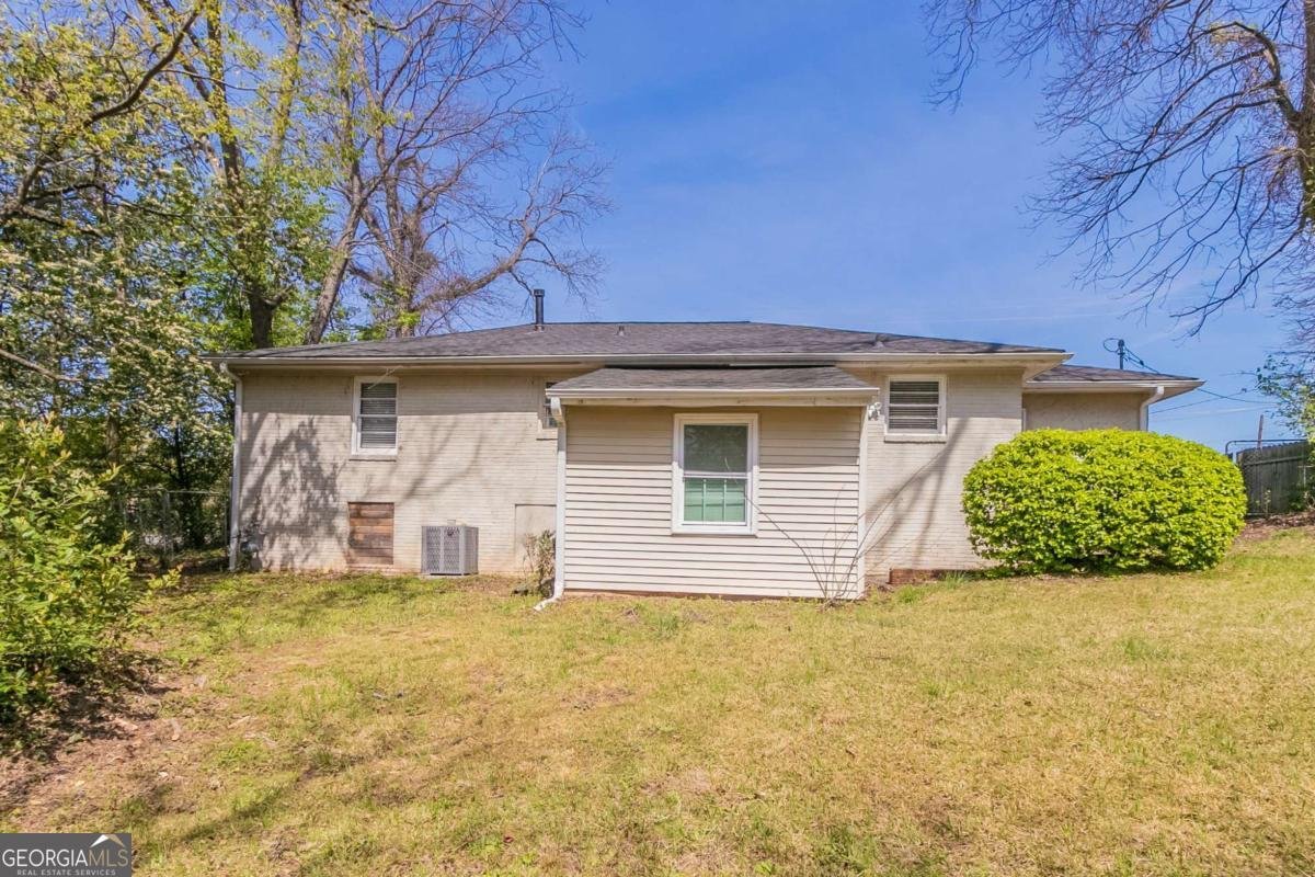 2062 Whites Mill Road Decatur - 24
