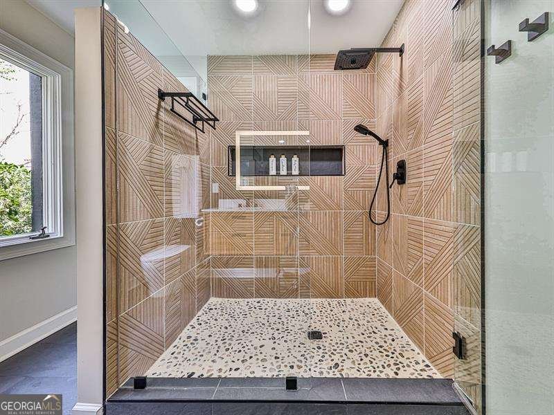 120 Huntcliff Point Atlanta - 29
