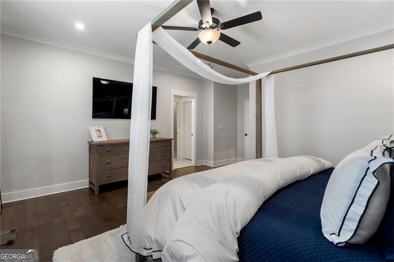 825 Maplewood Drive Roswell - 33