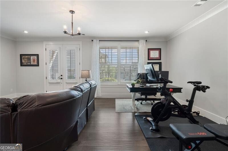825 Maplewood Drive Roswell - 43