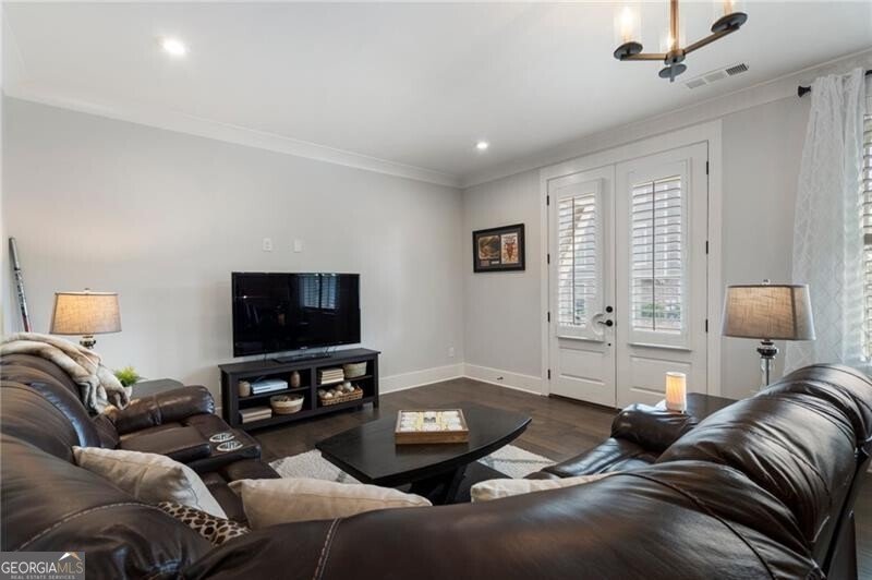 825 Maplewood Drive Roswell - 46