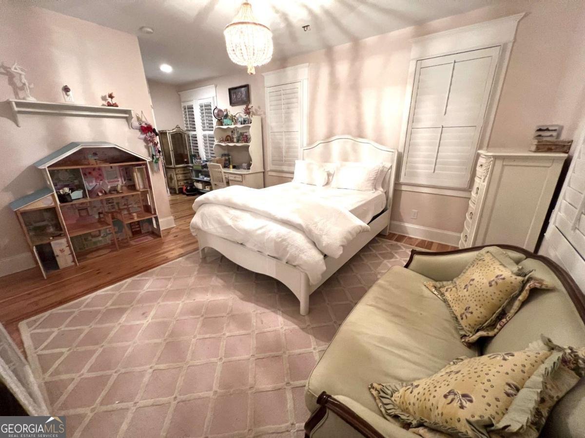 4002 Wieuca Road Atlanta - 27