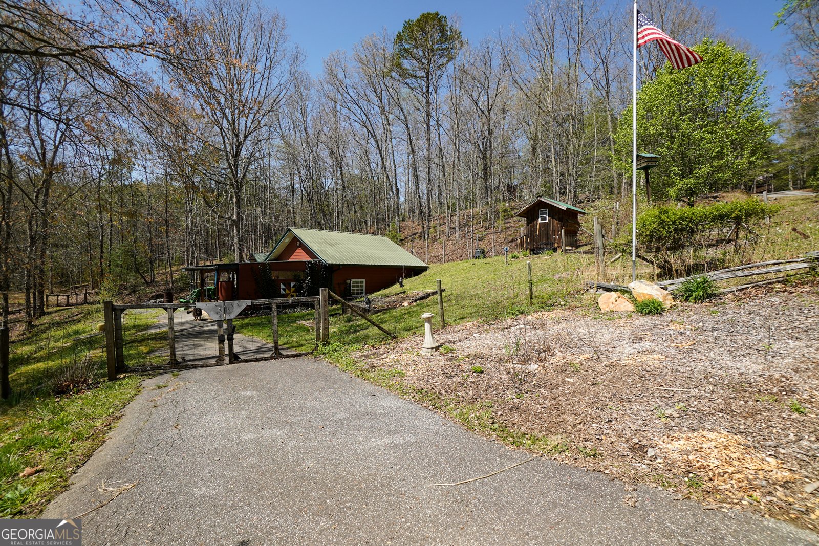136 Honeybell Lane Blairsville - 74