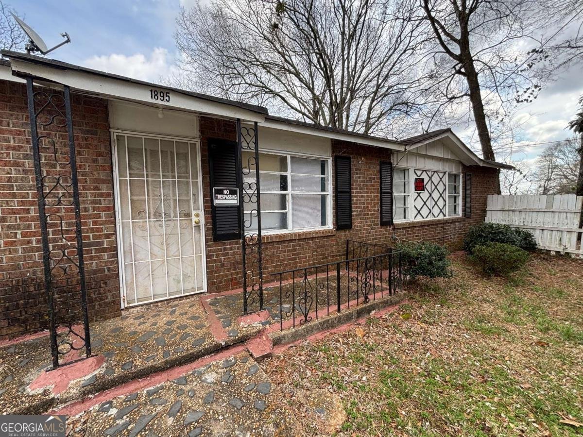 1895 thomasville Drive Atlanta - 1
