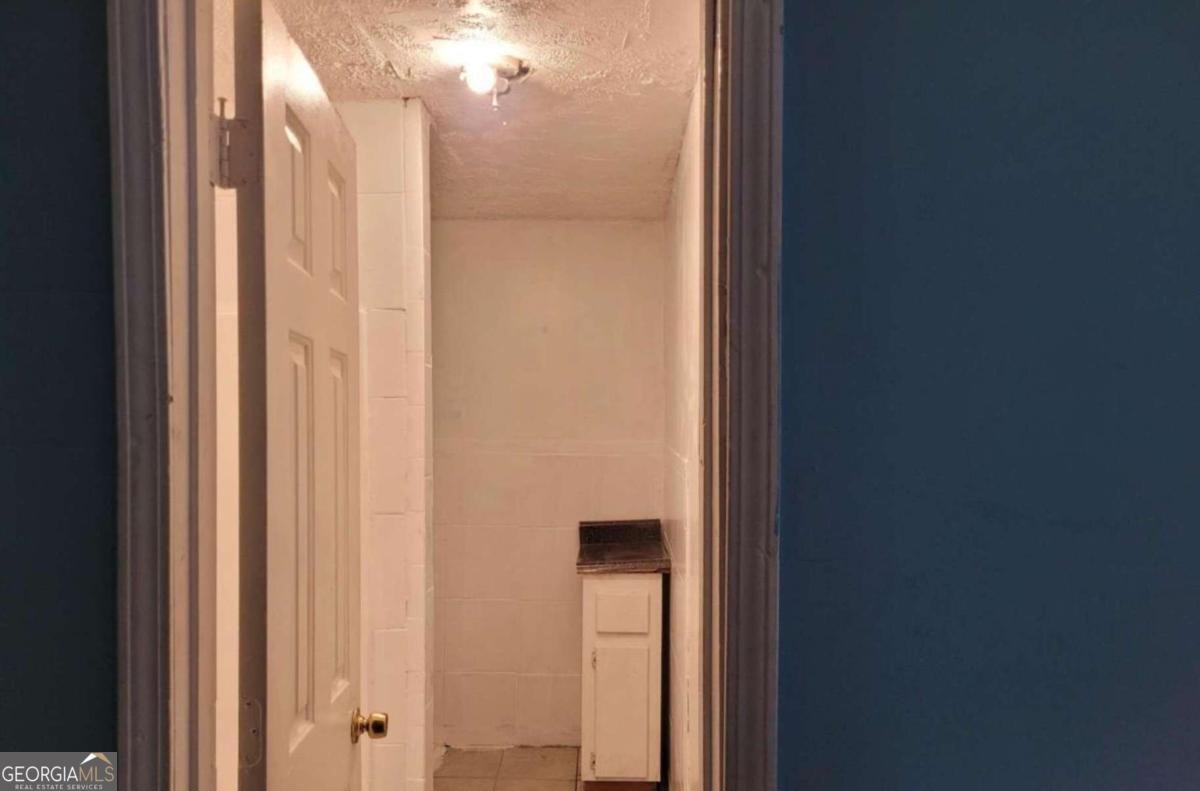 1895 thomasville Drive Atlanta - 30