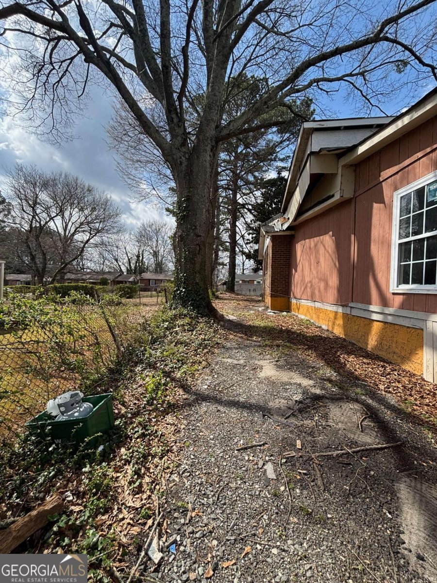 1895 thomasville Drive Atlanta - 42