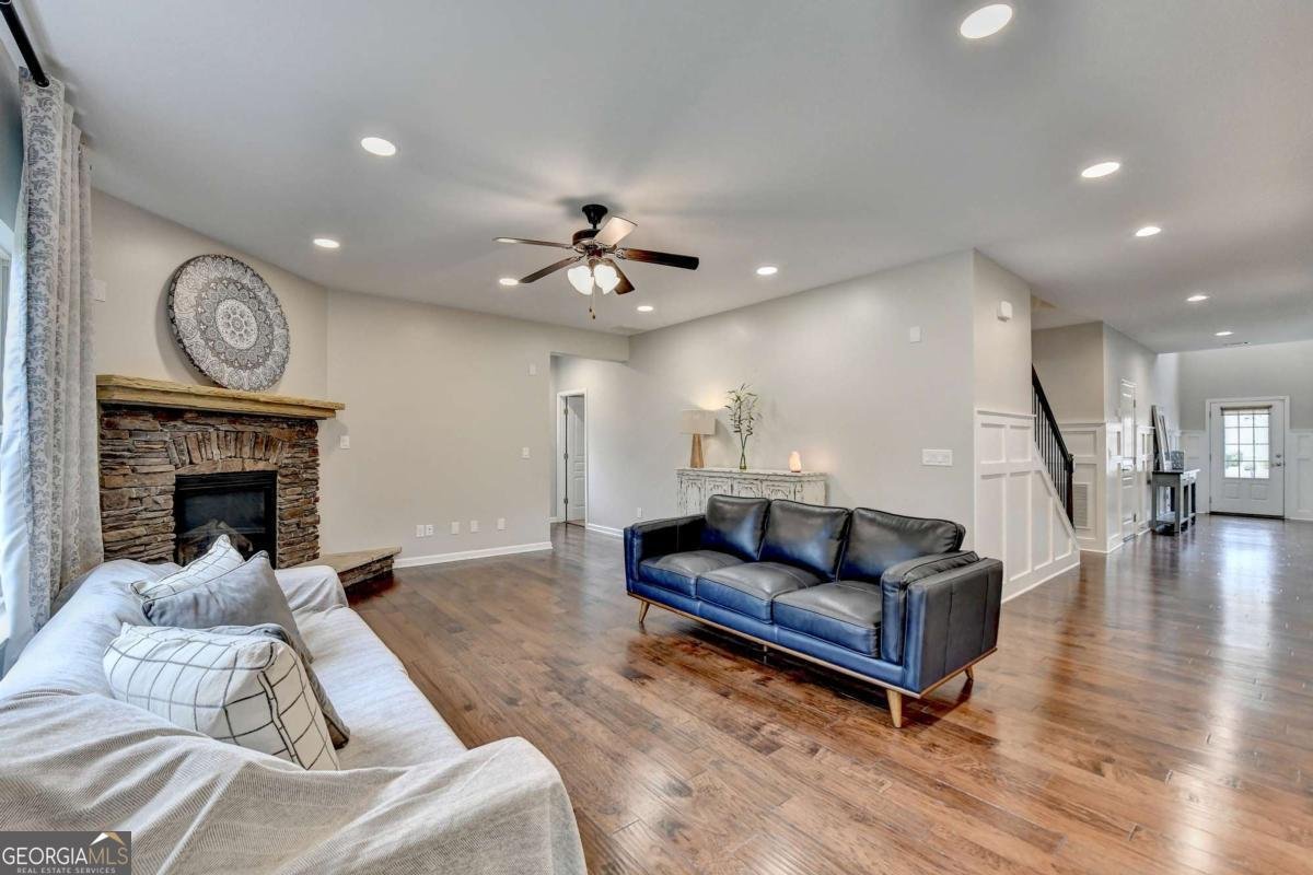 6845 Rocking Horse Lane Cumming - 35
