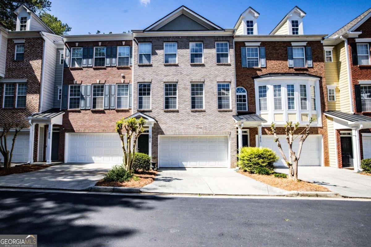 2928 Wintercrest Way Atlanta - 1