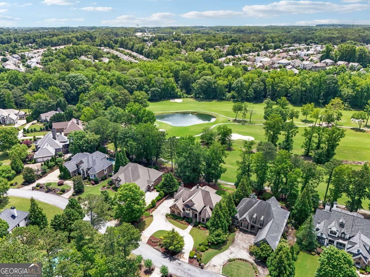 6935 Wakehurst Place Cumming - 74