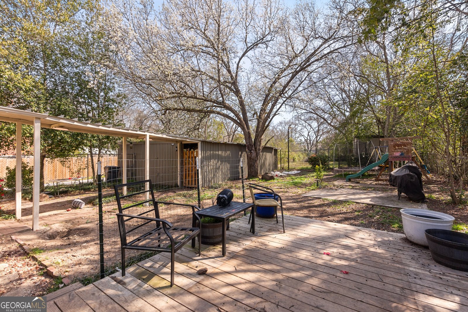 127 Crusselle Street Roberta - 45