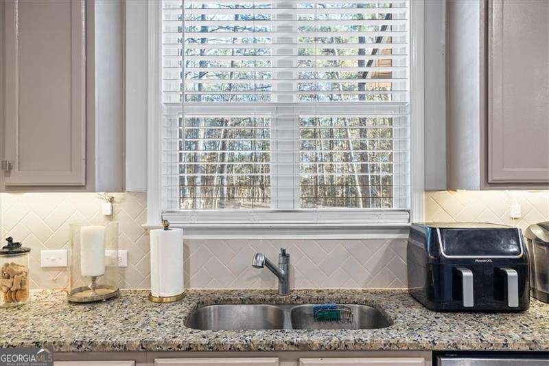 75 Glen Abbey Circle Fairburn - 14