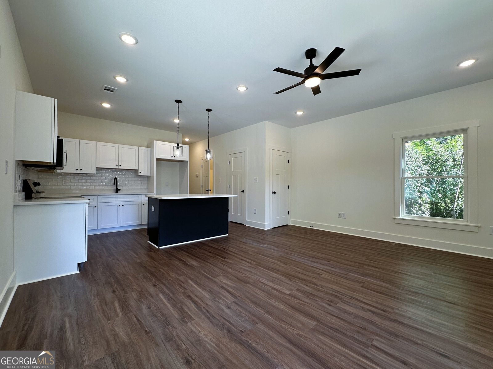 382 Chase Street Athens - 9