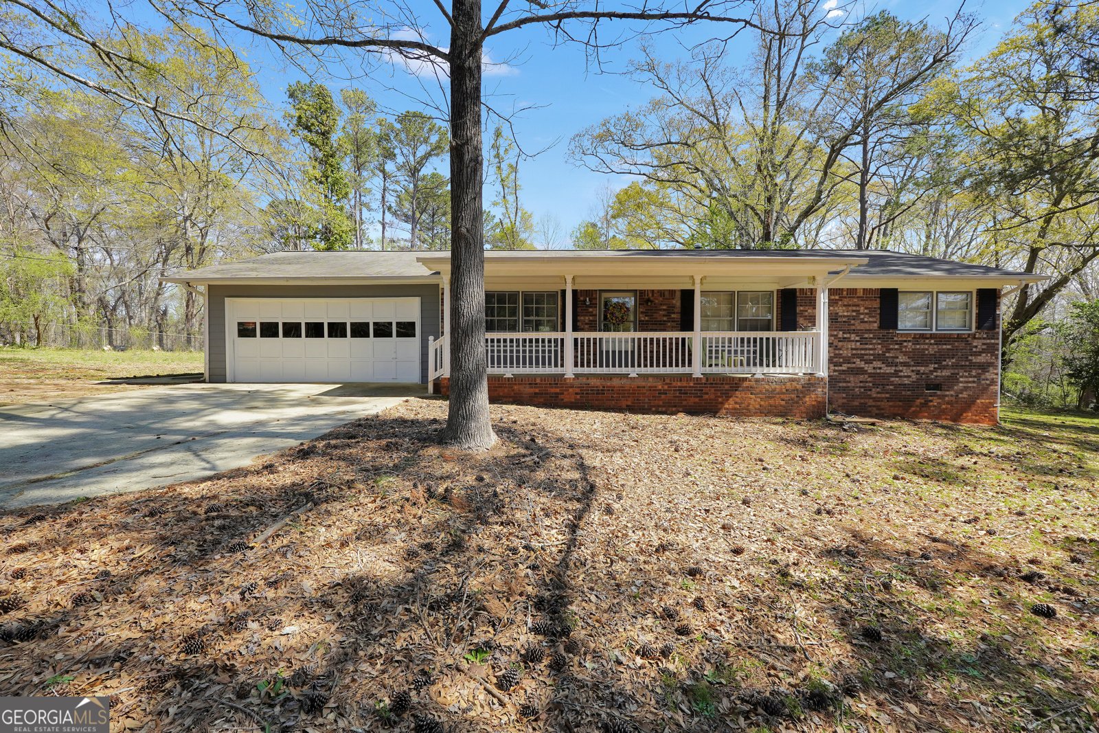 736 Stagecoach Road Stockbridge - 1
