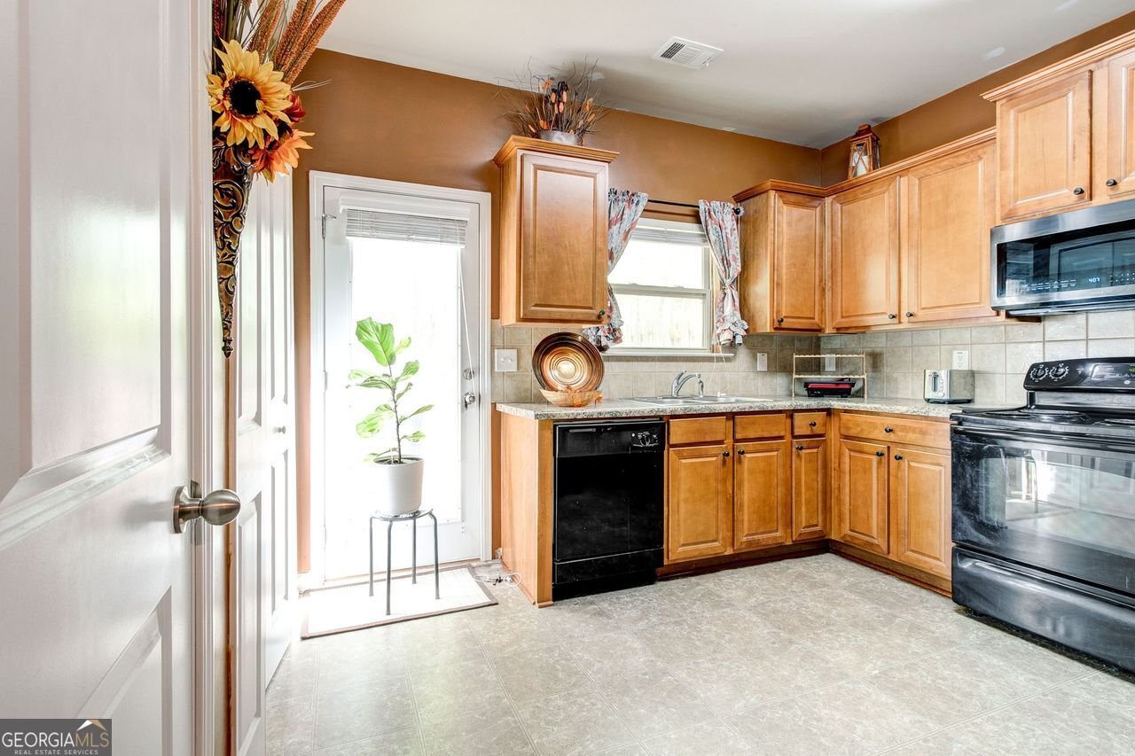 2904 RIDGEVIEW Drive Atlanta - 17