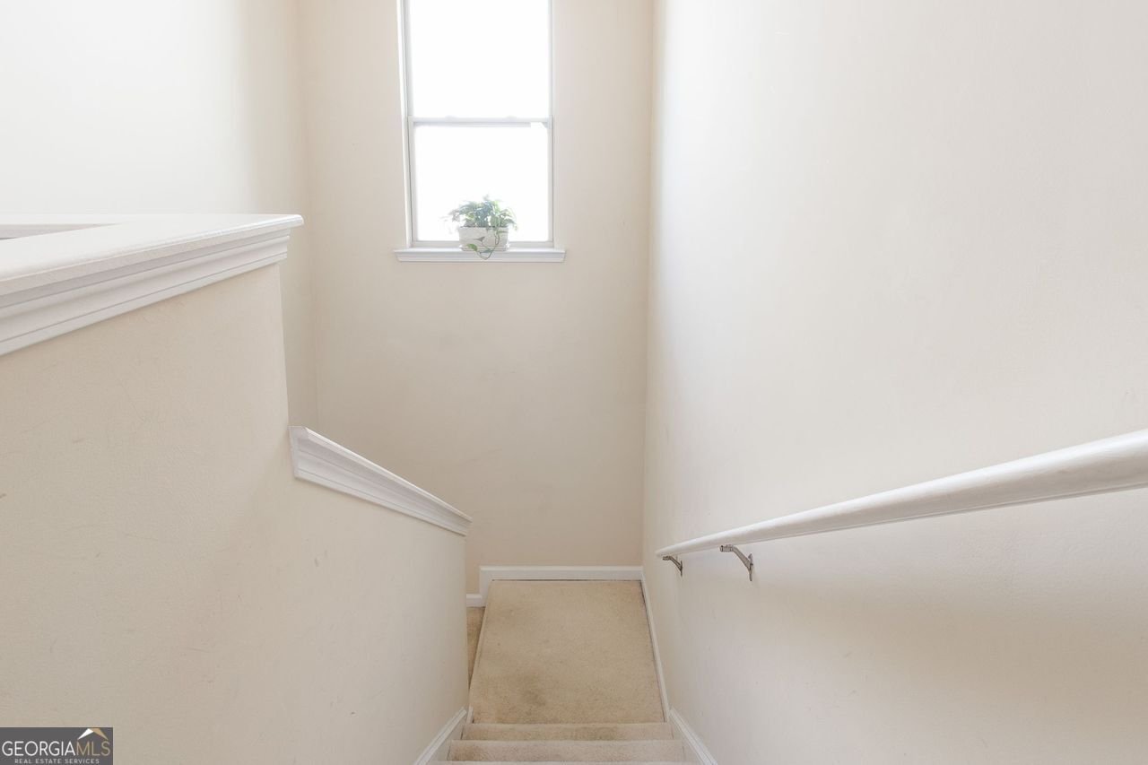2904 RIDGEVIEW Drive Atlanta - 27